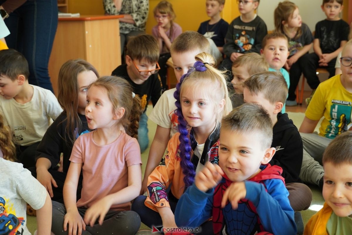 Tydzień Kultury Kurpiowskiej w PM nr 17 Kraina Misiów [10.03.2026] - zdjęcie #6 - eOstroleka.pl