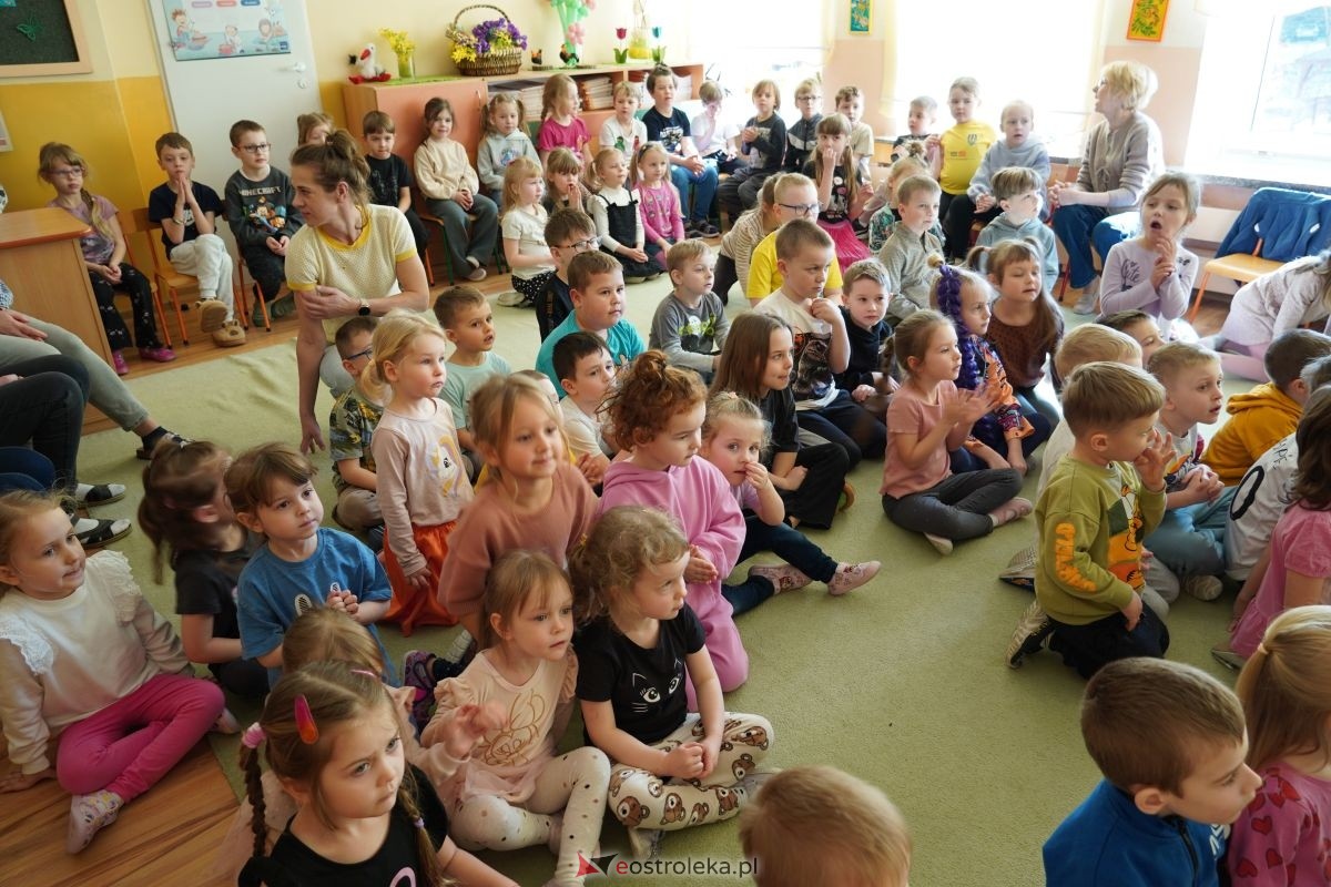 Tydzień Kultury Kurpiowskiej w PM nr 17 Kraina Misiów [10.03.2026] - zdjęcie #1 - eOstroleka.pl