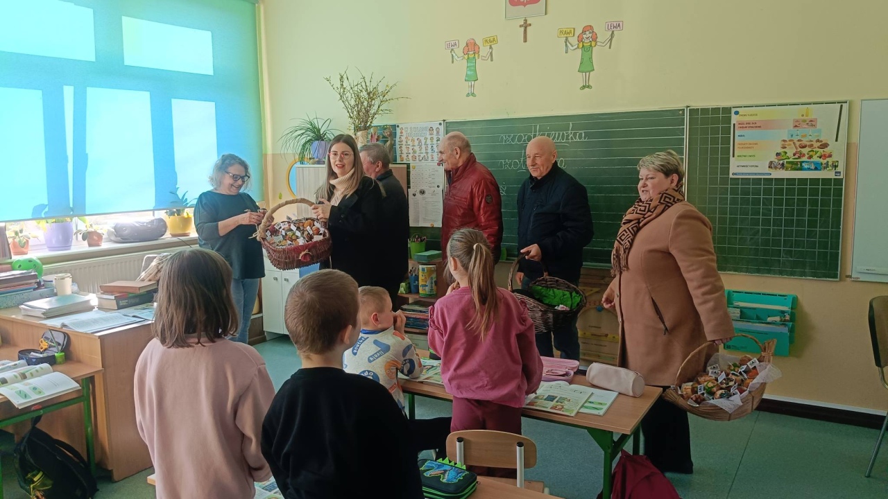 Trzecia edycja akcji „Babeczki dla Babeczek” w gminie Czarnia [06.03.2026] - zdjęcie #31 - eOstroleka.pl