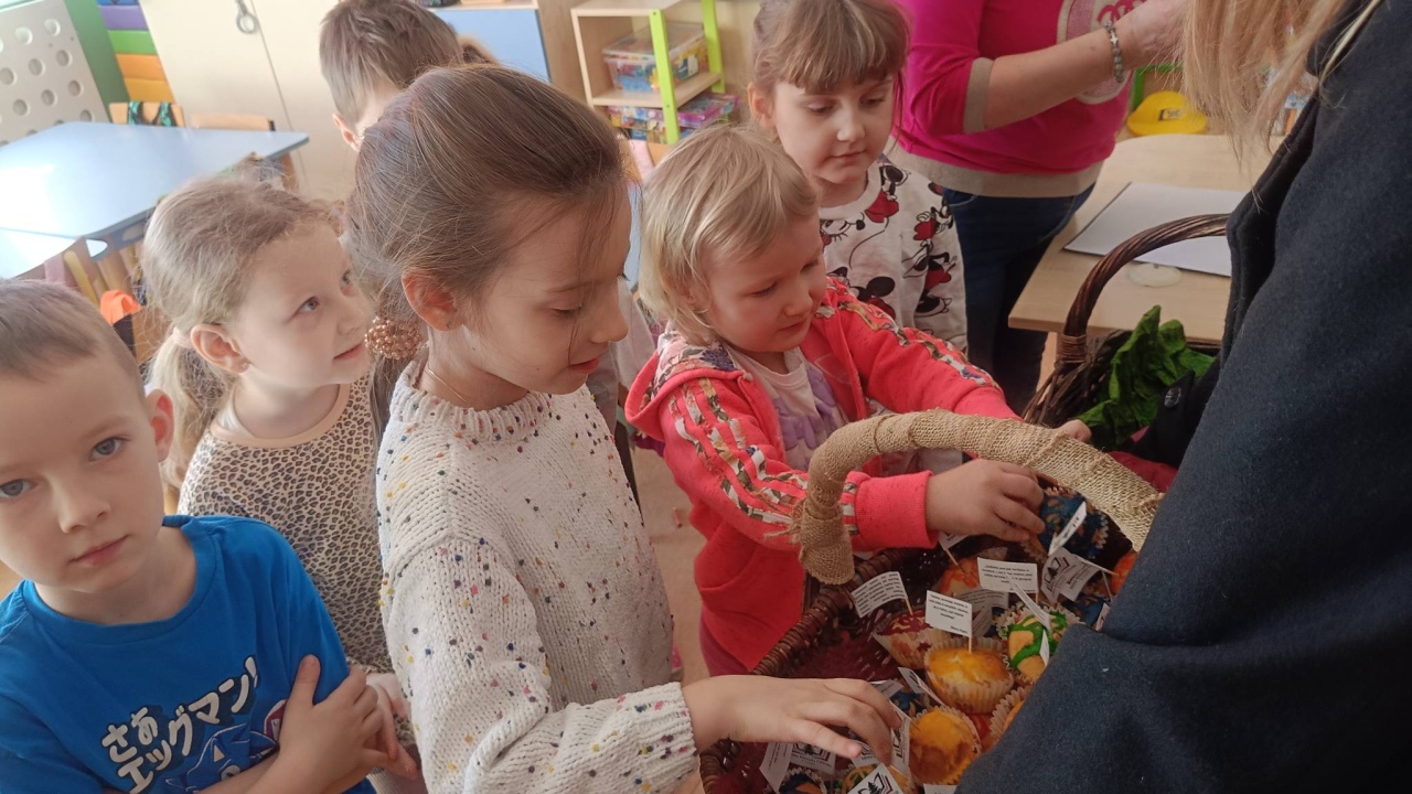 Trzecia edycja akcji „Babeczki dla Babeczek” w gminie Czarnia [06.03.2026] - zdjęcie #21 - eOstroleka.pl
