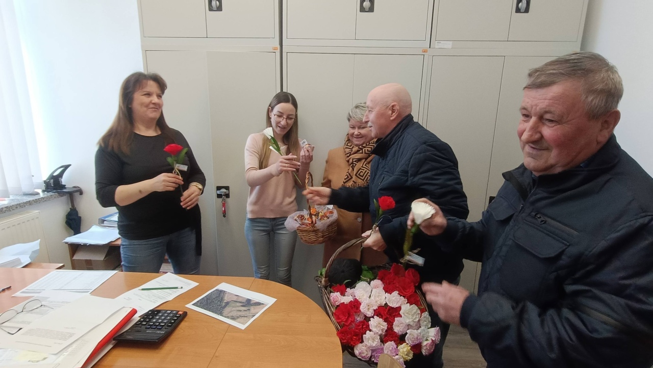 Trzecia edycja akcji „Babeczki dla Babeczek” w gminie Czarnia [06.03.2026] - zdjęcie #9 - eOstroleka.pl