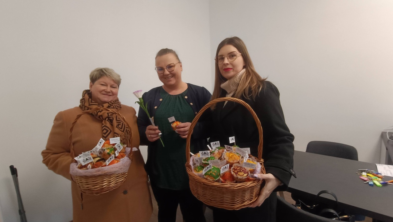 Trzecia edycja akcji „Babeczki dla Babeczek” w gminie Czarnia [06.03.2026] - zdjęcie #5 - eOstroleka.pl
