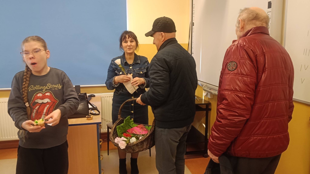 Trzecia edycja akcji „Babeczki dla Babeczek” w gminie Czarnia [06.03.2026] - zdjęcie #1 - eOstroleka.pl