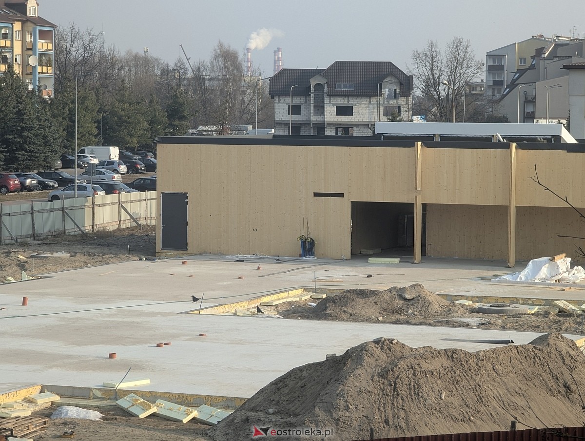 Budowa Zespołu Przedszkolnego nr 2 [11.03.2026] - zdjęcie #16 - eOstroleka.pl