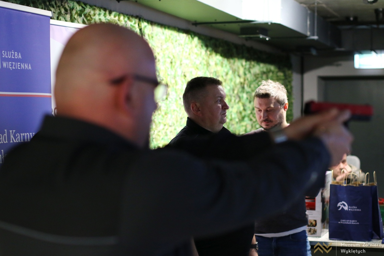 Finał Turnieju Strzeleckiego w Muzeum Żołnierzy Wyklętych [10.03.2026] - zdjęcie #14 - eOstroleka.pl