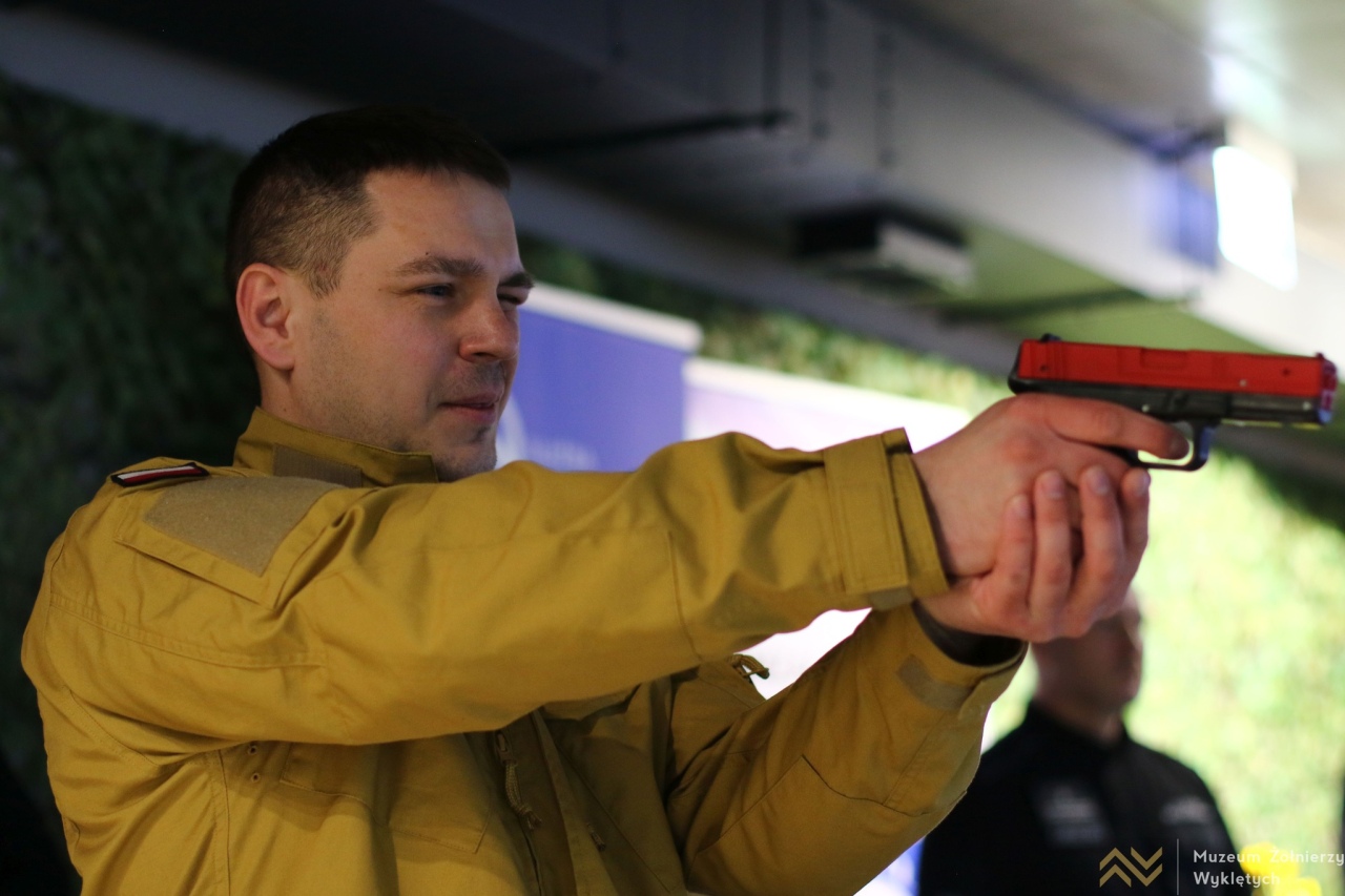 Finał Turnieju Strzeleckiego w Muzeum Żołnierzy Wyklętych [10.03.2026] - zdjęcie #4 - eOstroleka.pl