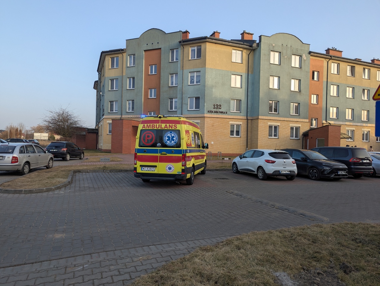 Interwencja służb ratunkowych przy al. Jana Pawła II [11.03.2026] - zdjęcie #7 - eOstroleka.pl