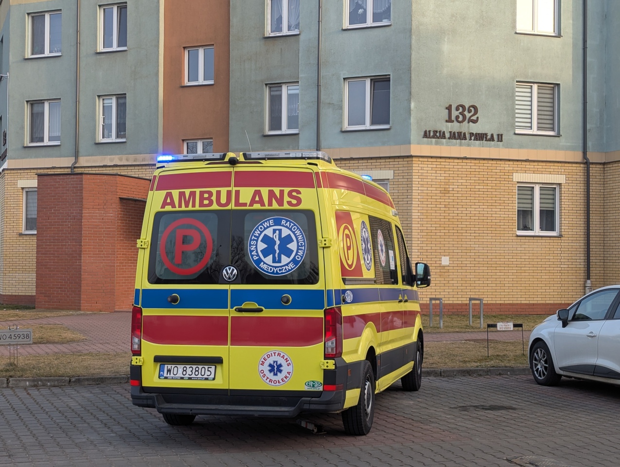 Interwencja służb ratunkowych przy al. Jana Pawła II [11.03.2026] - zdjęcie #6 - eOstroleka.pl