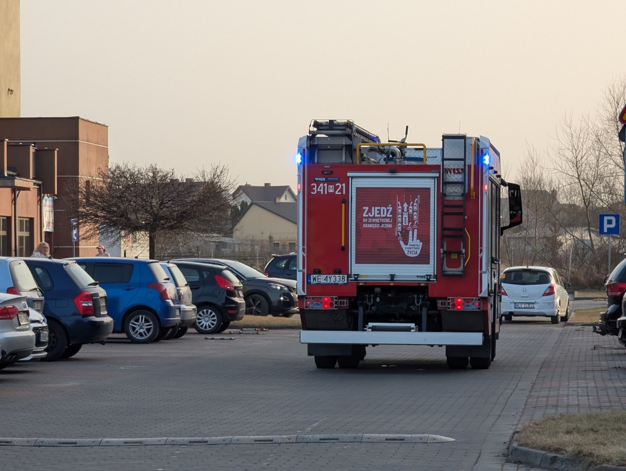 Interwencja służb ratunkowych przy al. Jana Pawła II [11.03.2026] - zdjęcie #3 - eOstroleka.pl
