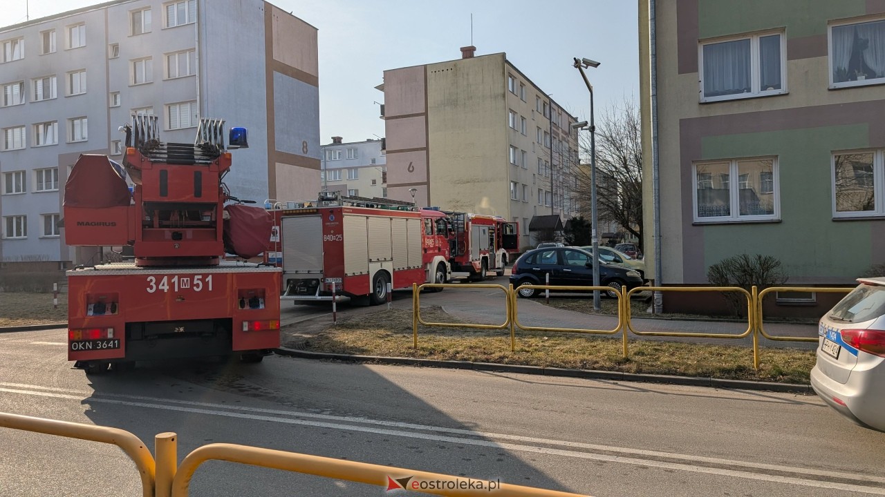 Akcja strażacka na Jaracza w ostrołęce [12.03.2026] - zdjęcie #3 - eOstroleka.pl