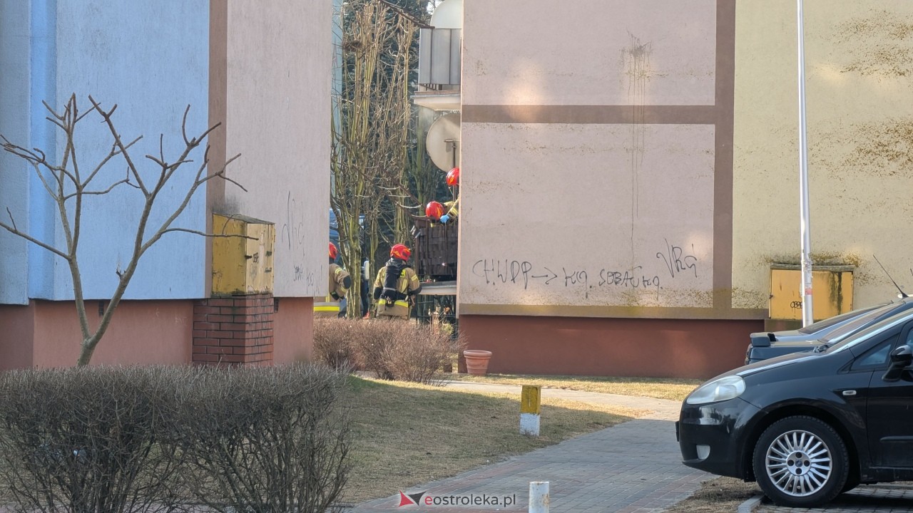 Akcja strażacka na Jaracza w ostrołęce [12.03.2026] - zdjęcie #9 - eOstroleka.pl
