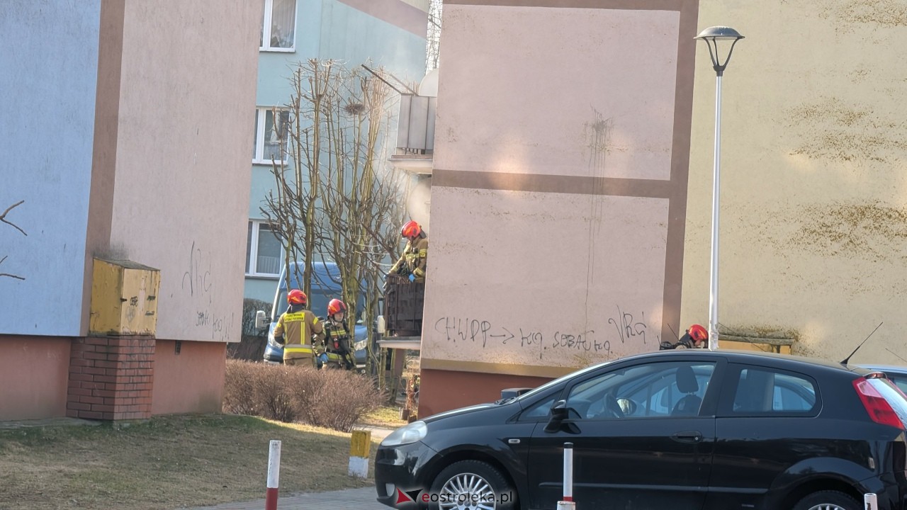 Akcja strażacka na Jaracza w ostrołęce [12.03.2026] - zdjęcie #4 - eOstroleka.pl
