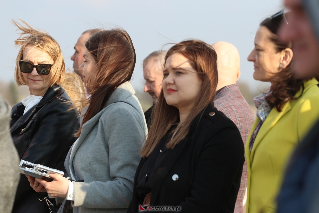 Otwarcie ronda w Gąsewie Poduchownym [13.03.2026] - zdjęcie #35 - eOstroleka.pl