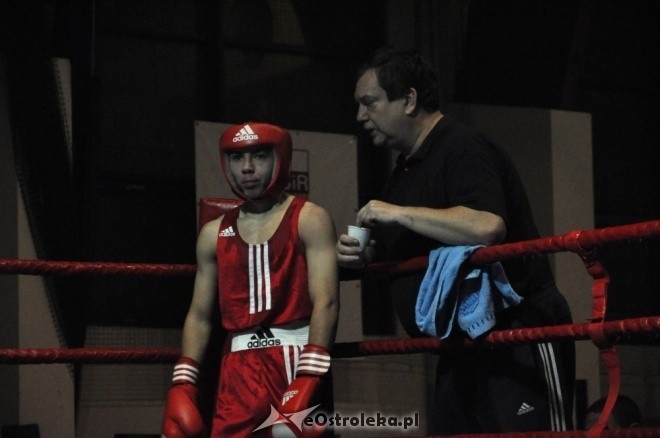 Puchar Polski Juniorów w Boksie - półfinały (19.11.2011) - zdjęcie #82 - eOstroleka.pl