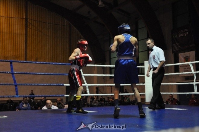 Puchar Polski Juniorów w Boksie - półfinały (19.11.2011) - zdjęcie #74 - eOstroleka.pl