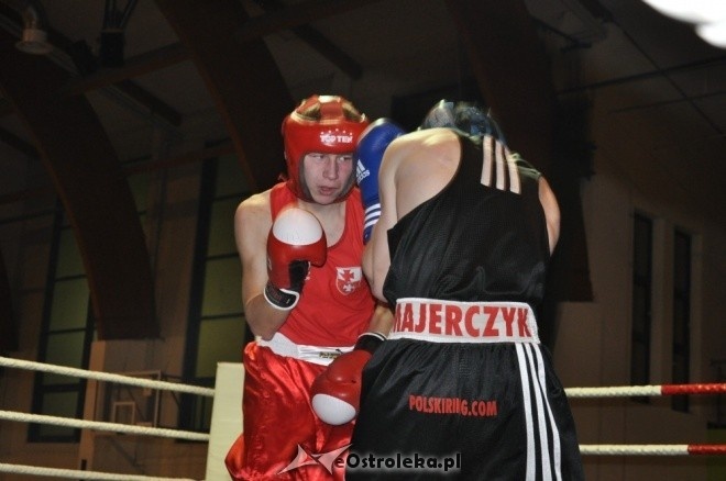 Puchar Polski Juniorów w Boksie - półfinały (19.11.2011) - zdjęcie #56 - eOstroleka.pl