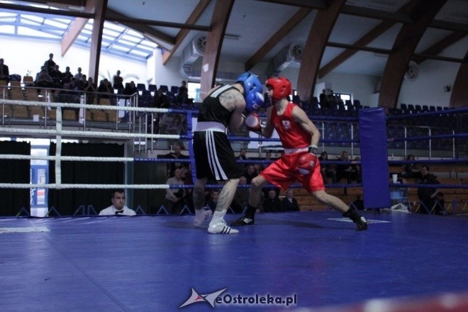 Puchar Polski Juniorów w Boksie - półfinały (19.11.2011) - zdjęcie #28 - eOstroleka.pl