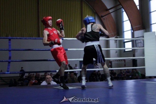 Puchar Polski Juniorów w Boksie - półfinały (19.11.2011) - zdjęcie #25 - eOstroleka.pl