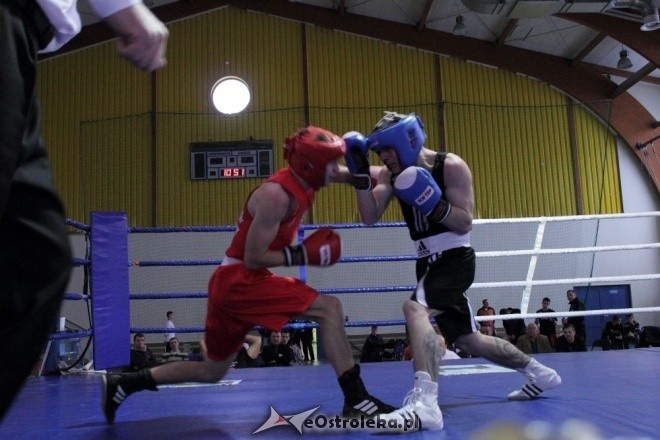 Puchar Polski Juniorów w Boksie - półfinały (19.11.2011) - zdjęcie #22 - eOstroleka.pl
