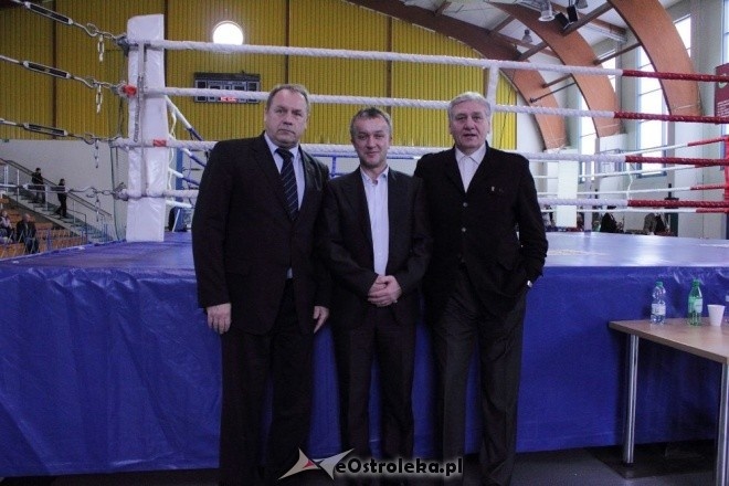 Puchar Polski Juniorów w Boksie - półfinały (19.11.2011) - zdjęcie #7 - eOstroleka.pl