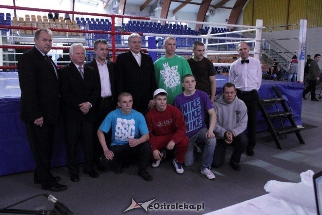 Puchar Polski Juniorów w Boksie - półfinały (19.11.2011) - zdjęcie #2 - eOstroleka.pl
