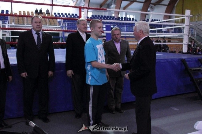 Puchar Polski Juniorów w Boksie - półfinały (19.11.2011) - zdjęcie #1 - eOstroleka.pl