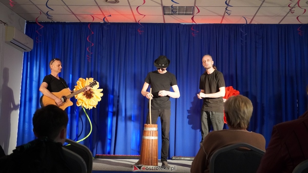 Kabaret Rozumisz w Troszynie [15.03.2026] - zdjęcie #33 - eOstroleka.pl