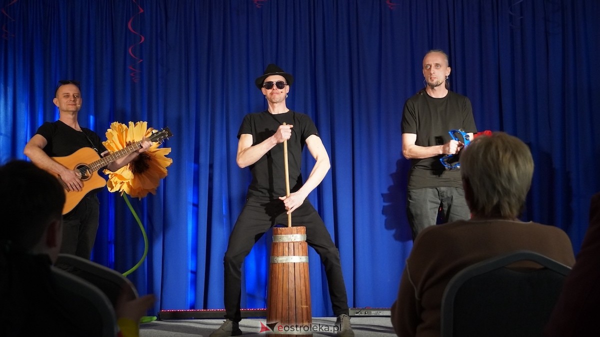 Kabaret Rozumisz w Troszynie [15.03.2026] - zdjęcie #29 - eOstroleka.pl