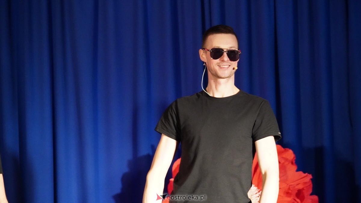 Kabaret Rozumisz w Troszynie [15.03.2026] - zdjęcie #7 - eOstroleka.pl