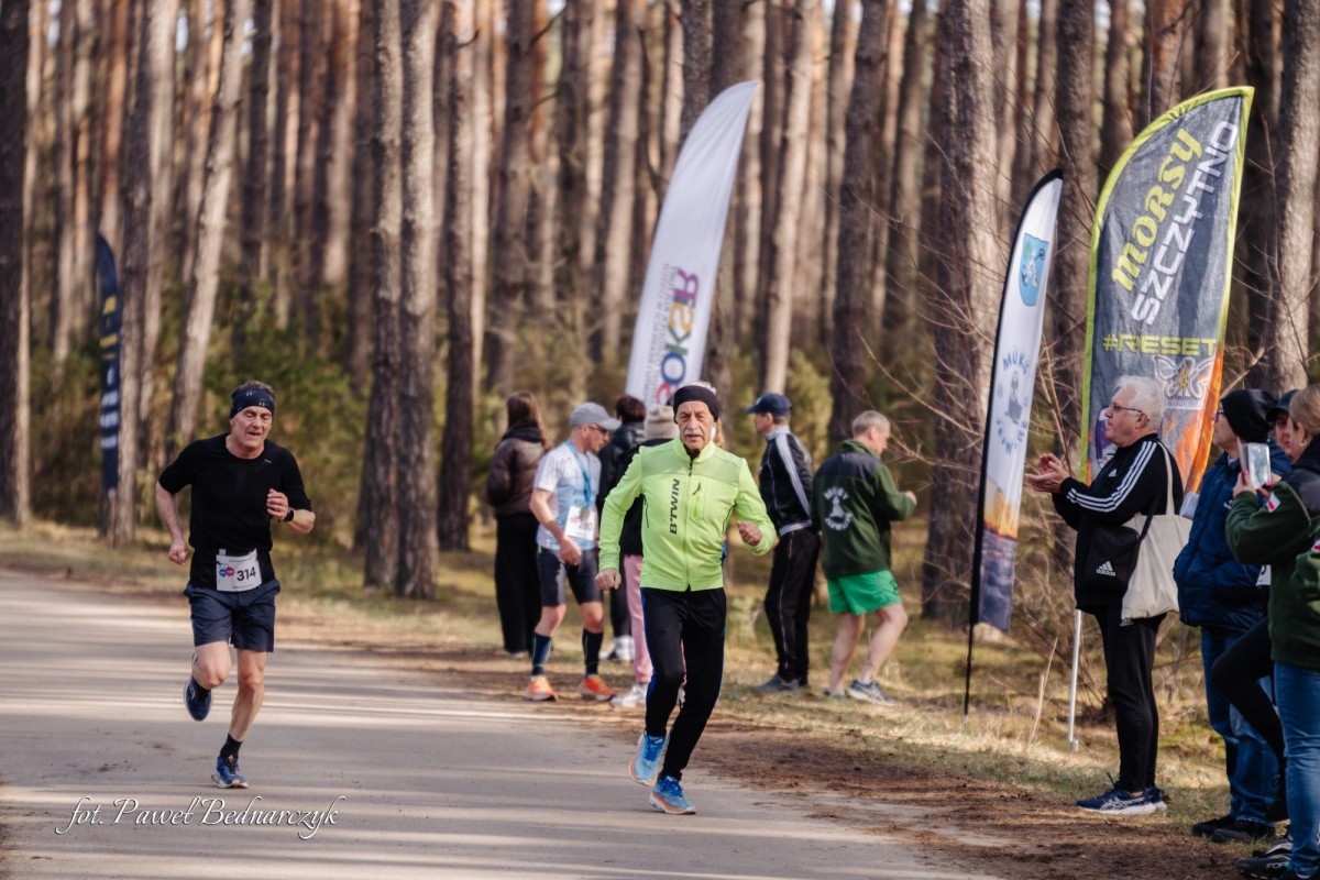 Serafin gościł biegaczy i miłośników Nordic Walking. Tak wyglądał VIII Kurpiowski Bieg Morsa [08.03.2026]  - zdjęcie #270 - eOstroleka.pl