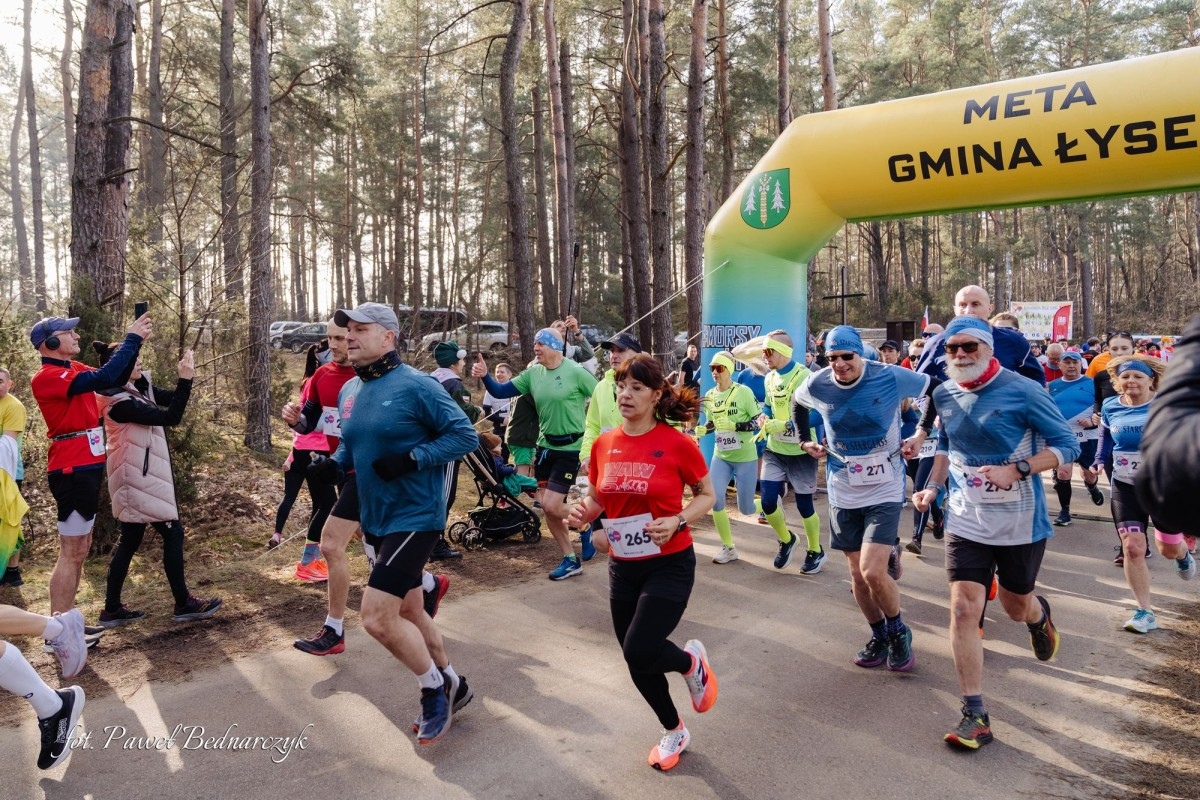 Serafin gościł biegaczy i miłośników Nordic Walking. Tak wyglądał VIII Kurpiowski Bieg Morsa [08.03.2026]  - zdjęcie #262 - eOstroleka.pl