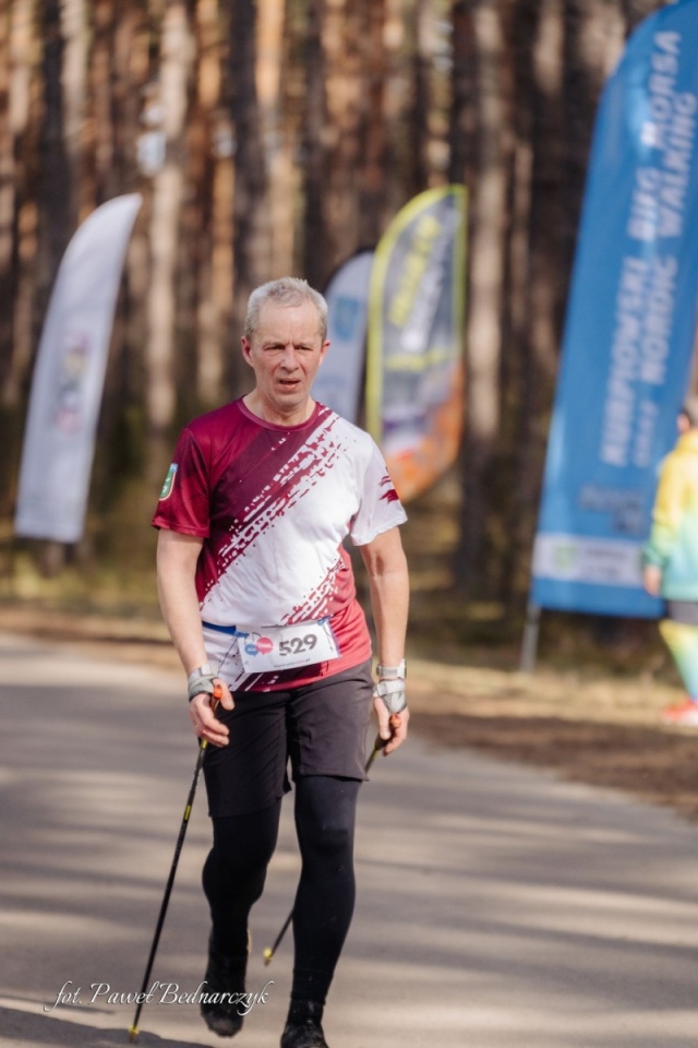 Serafin gościł biegaczy i miłośników Nordic Walking. Tak wyglądał VIII Kurpiowski Bieg Morsa [08.03.2026]  - zdjęcie #112 - eOstroleka.pl