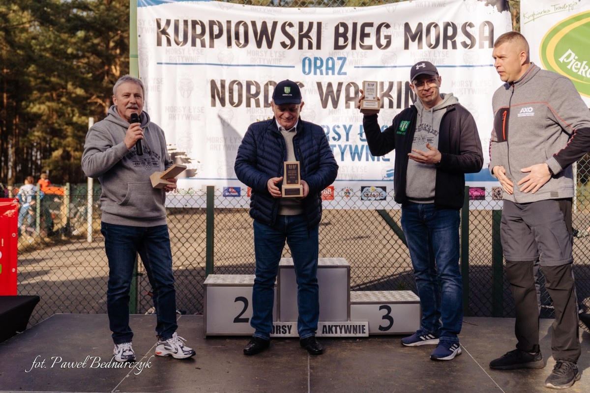 Serafin gościł biegaczy i miłośników Nordic Walking. Tak wyglądał VIII Kurpiowski Bieg Morsa [08.03.2026]  - zdjęcie #94 - eOstroleka.pl