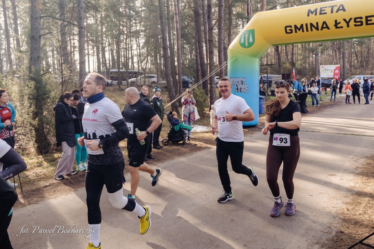 Serafin gościł biegaczy i miłośników Nordic Walking. Tak wyglądał VIII Kurpiowski Bieg Morsa [08.03.2026]  - zdjęcie #219 - eOstroleka.pl