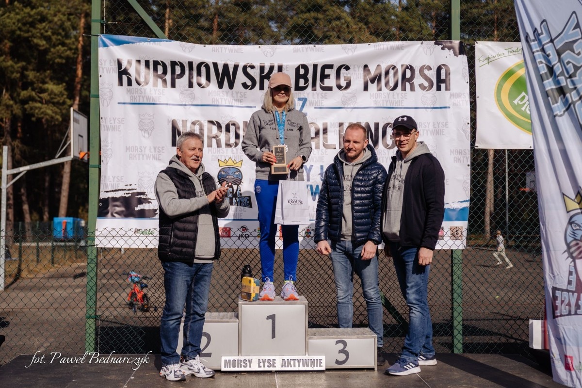 Serafin gościł biegaczy i miłośników Nordic Walking. Tak wyglądał VIII Kurpiowski Bieg Morsa [08.03.2026]  - zdjęcie #87 - eOstroleka.pl