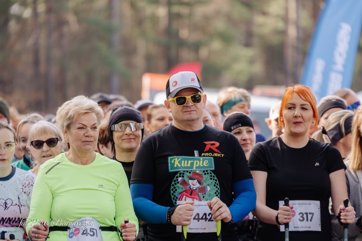 Serafin gościł biegaczy i miłośników Nordic Walking. Tak wyglądał VIII Kurpiowski Bieg Morsa [08.03.2026]  - zdjęcie #209 - eOstroleka.pl