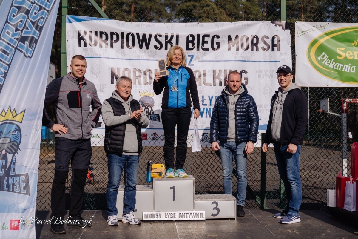 Serafin gościł biegaczy i miłośników Nordic Walking. Tak wyglądał VIII Kurpiowski Bieg Morsa [08.03.2026]  - zdjęcie #85 - eOstroleka.pl