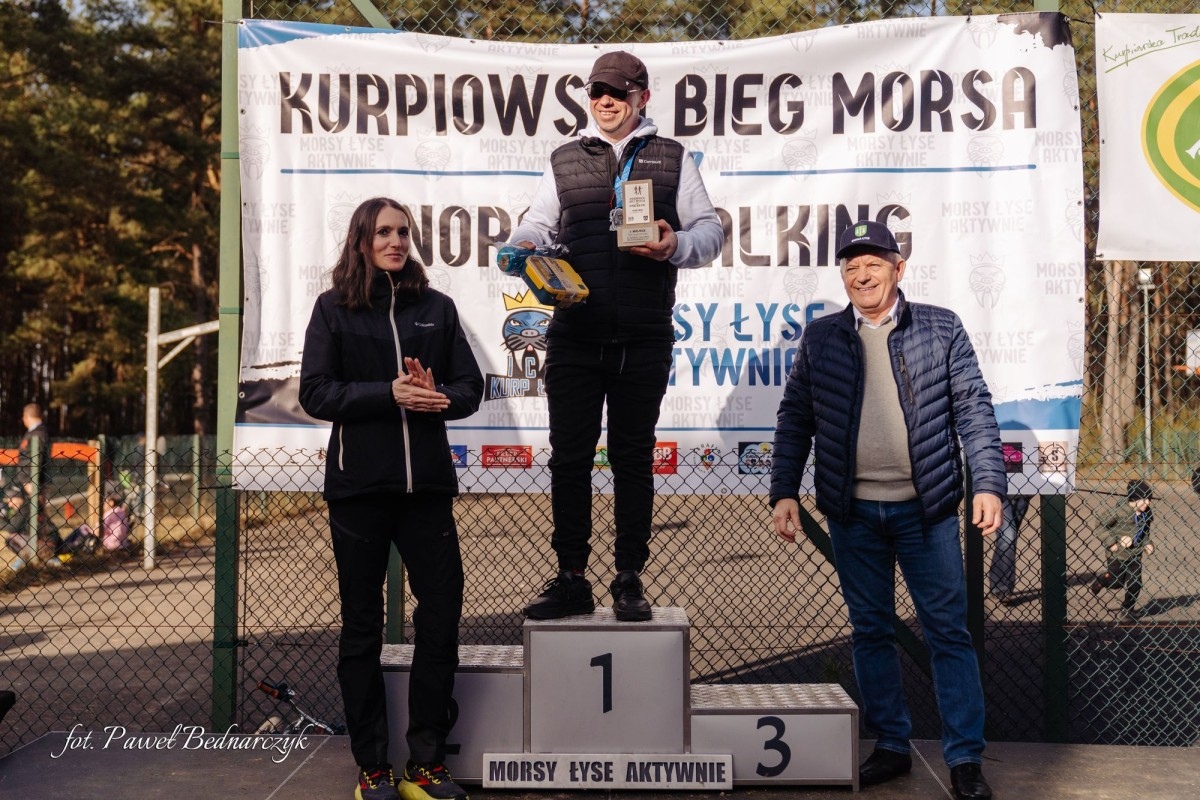 Serafin gościł biegaczy i miłośników Nordic Walking. Tak wyglądał VIII Kurpiowski Bieg Morsa [08.03.2026]  - zdjęcie #80 - eOstroleka.pl