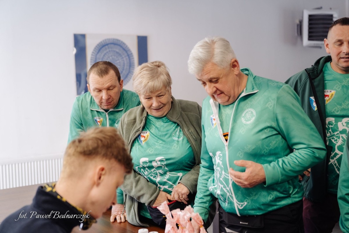 Serafin gościł biegaczy i miłośników Nordic Walking. Tak wyglądał VIII Kurpiowski Bieg Morsa [08.03.2026]  - zdjęcie #200 - eOstroleka.pl