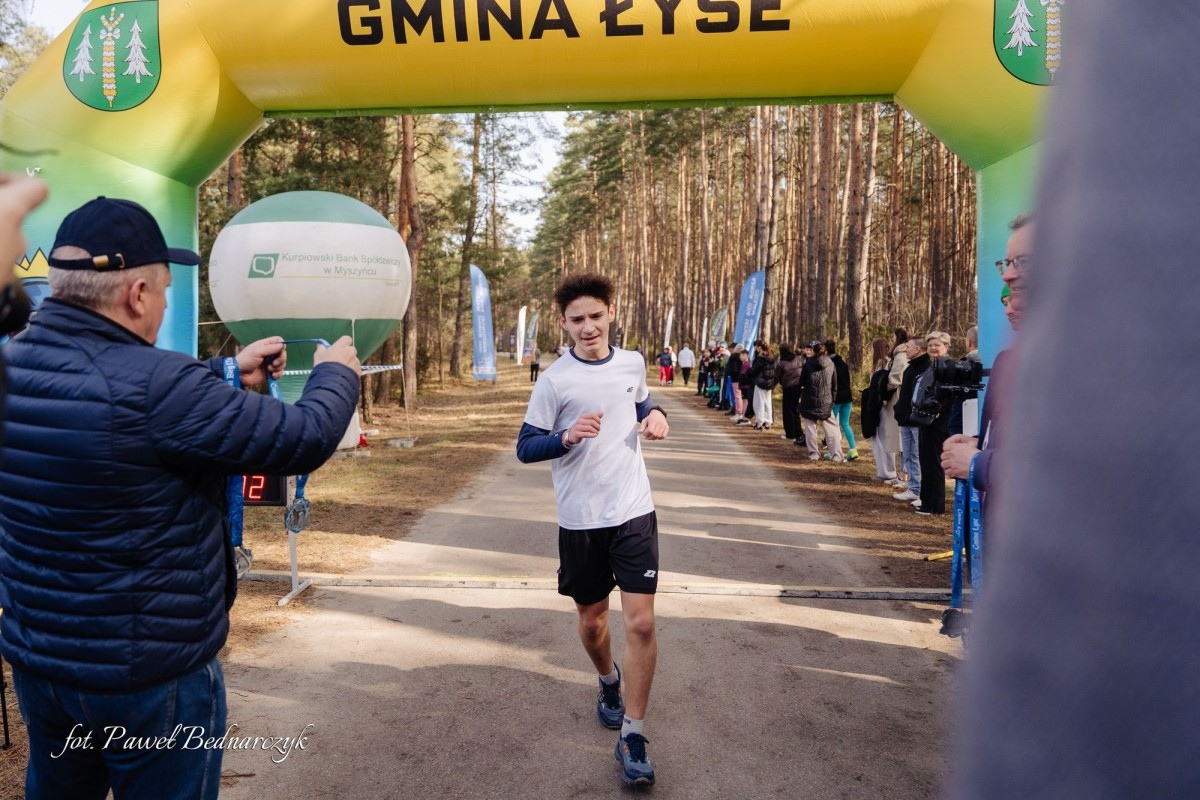Serafin gościł biegaczy i miłośników Nordic Walking. Tak wyglądał VIII Kurpiowski Bieg Morsa [08.03.2026]  - zdjęcie #197 - eOstroleka.pl