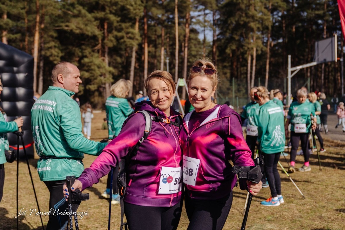 Serafin gościł biegaczy i miłośników Nordic Walking. Tak wyglądał VIII Kurpiowski Bieg Morsa [08.03.2026]  - zdjęcie #172 - eOstroleka.pl