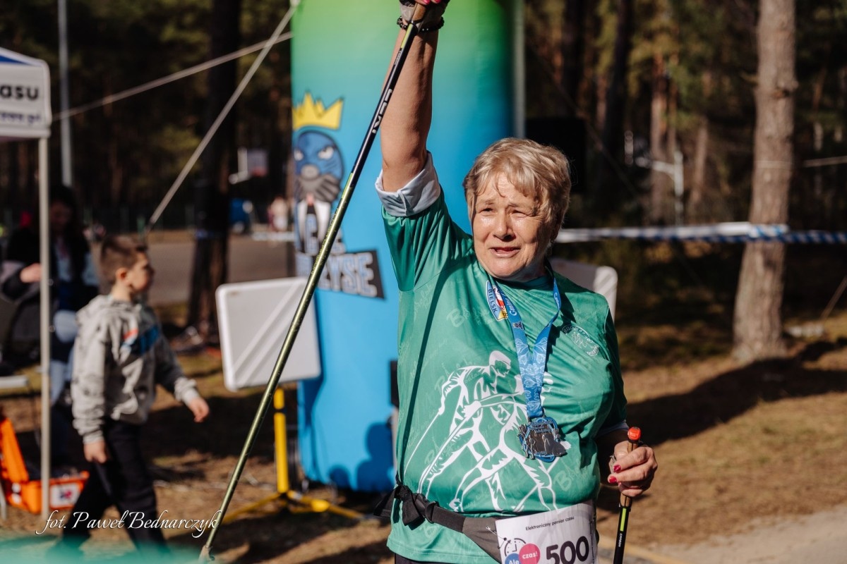 Serafin gościł biegaczy i miłośników Nordic Walking. Tak wyglądał VIII Kurpiowski Bieg Morsa [08.03.2026]  - zdjęcie #62 - eOstroleka.pl
