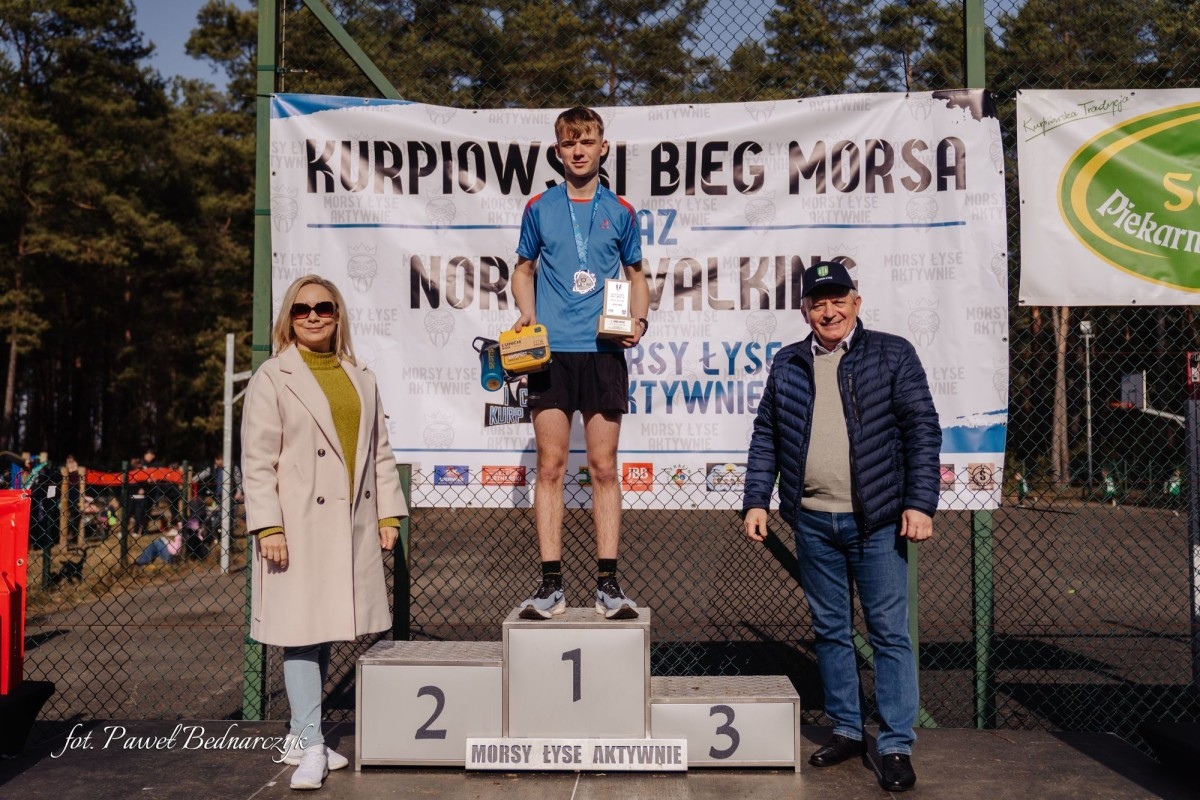 Serafin gościł biegaczy i miłośników Nordic Walking. Tak wyglądał VIII Kurpiowski Bieg Morsa [08.03.2026]  - zdjęcie #60 - eOstroleka.pl