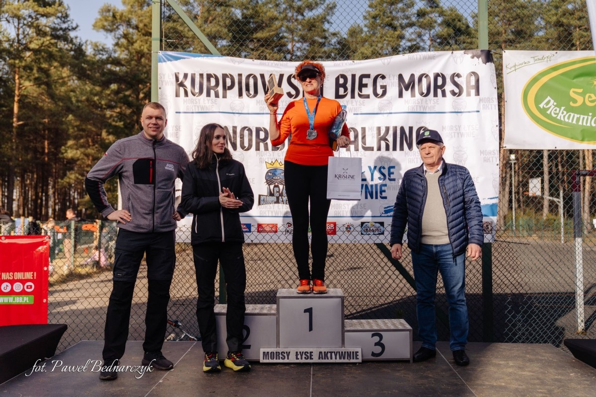 Serafin gościł biegaczy i miłośników Nordic Walking. Tak wyglądał VIII Kurpiowski Bieg Morsa [08.03.2026]  - zdjęcie #44 - eOstroleka.pl