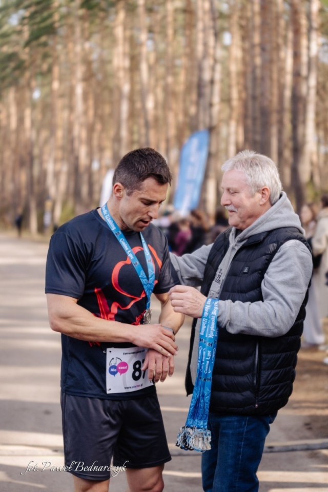 Serafin gościł biegaczy i miłośników Nordic Walking. Tak wyglądał VIII Kurpiowski Bieg Morsa [08.03.2026]  - zdjęcie #151 - eOstroleka.pl
