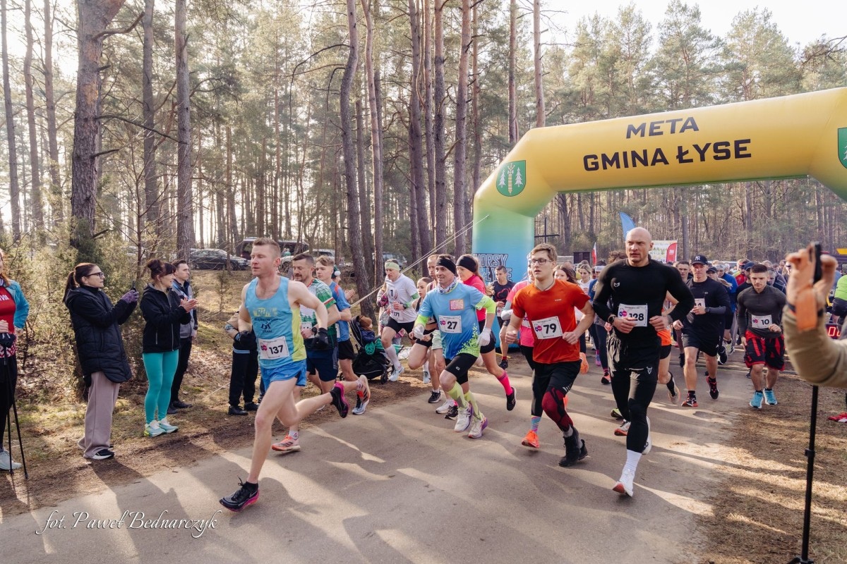 Serafin gościł biegaczy i miłośników Nordic Walking. Tak wyglądał VIII Kurpiowski Bieg Morsa [08.03.2026]  - zdjęcie #150 - eOstroleka.pl