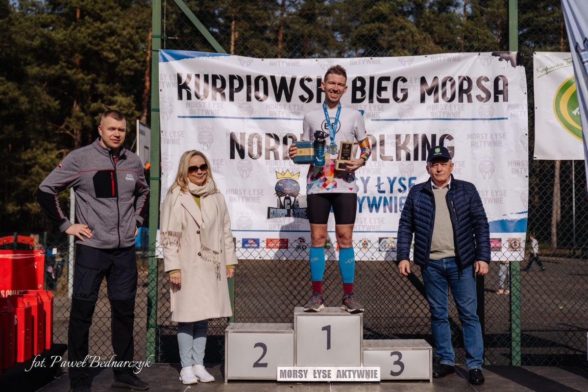 Serafin gościł biegaczy i miłośników Nordic Walking. Tak wyglądał VIII Kurpiowski Bieg Morsa [08.03.2026]  - zdjęcie #27 - eOstroleka.pl