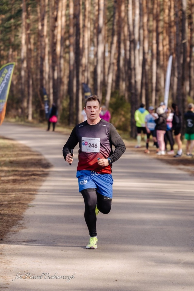 Serafin gościł biegaczy i miłośników Nordic Walking. Tak wyglądał VIII Kurpiowski Bieg Morsa [08.03.2026]  - zdjęcie #144 - eOstroleka.pl