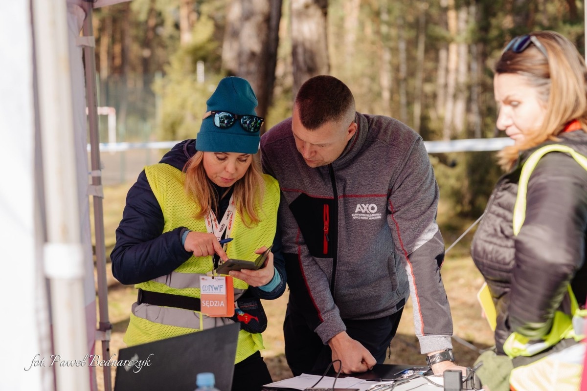 Serafin gościł biegaczy i miłośników Nordic Walking. Tak wyglądał VIII Kurpiowski Bieg Morsa [08.03.2026]  - zdjęcie #23 - eOstroleka.pl