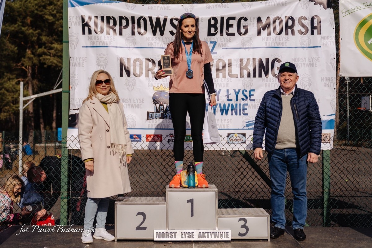 Serafin gościł biegaczy i miłośników Nordic Walking. Tak wyglądał VIII Kurpiowski Bieg Morsa [08.03.2026]  - zdjęcie #15 - eOstroleka.pl